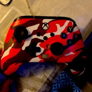 Xbox Controller takes charger no batteries